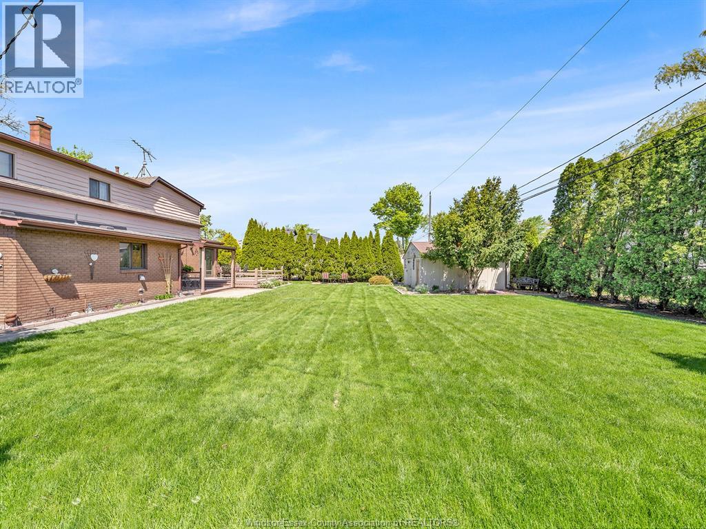 1730 MARK AVENUE, Windsor, Ontario, N9B3G8 — Photo 4