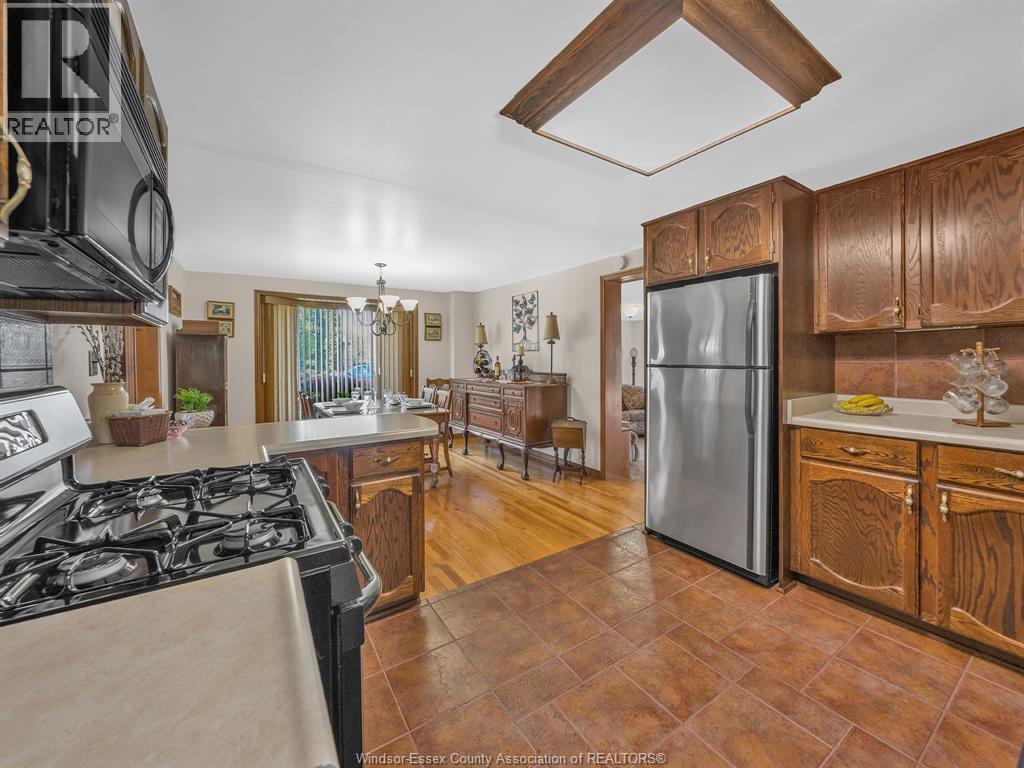 1730 MARK AVENUE, Windsor, Ontario, N9B3G8 — Photo 39