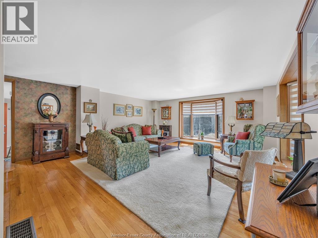 1730 MARK AVENUE, Windsor, Ontario, N9B3G8 — Photo 42