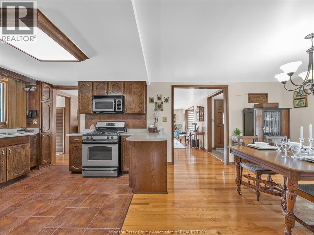 1730 MARK AVENUE, Windsor, Ontario, N9B3G8 — Photo 44