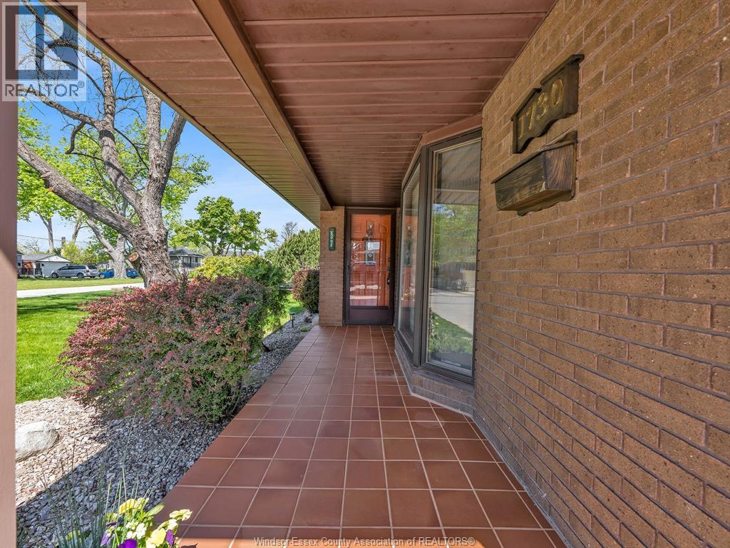 1730 MARK AVENUE, Windsor, Ontario, N9B3G8 — Photo 32