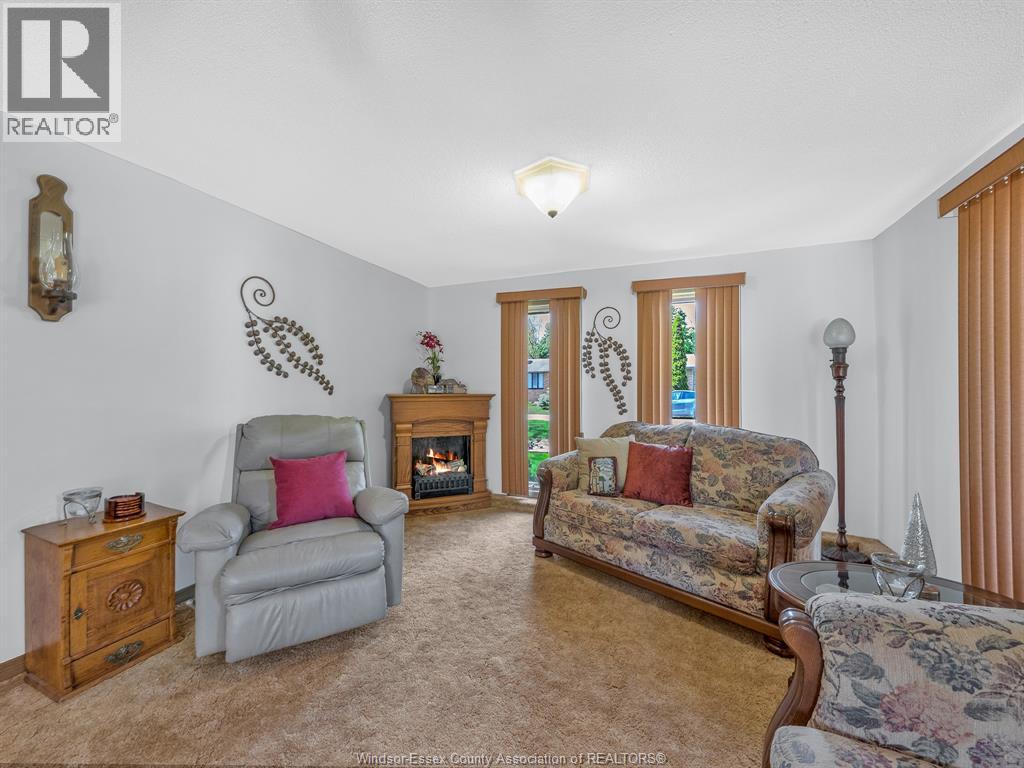 1730 MARK AVENUE, Windsor, Ontario, N9B3G8 — Photo 35