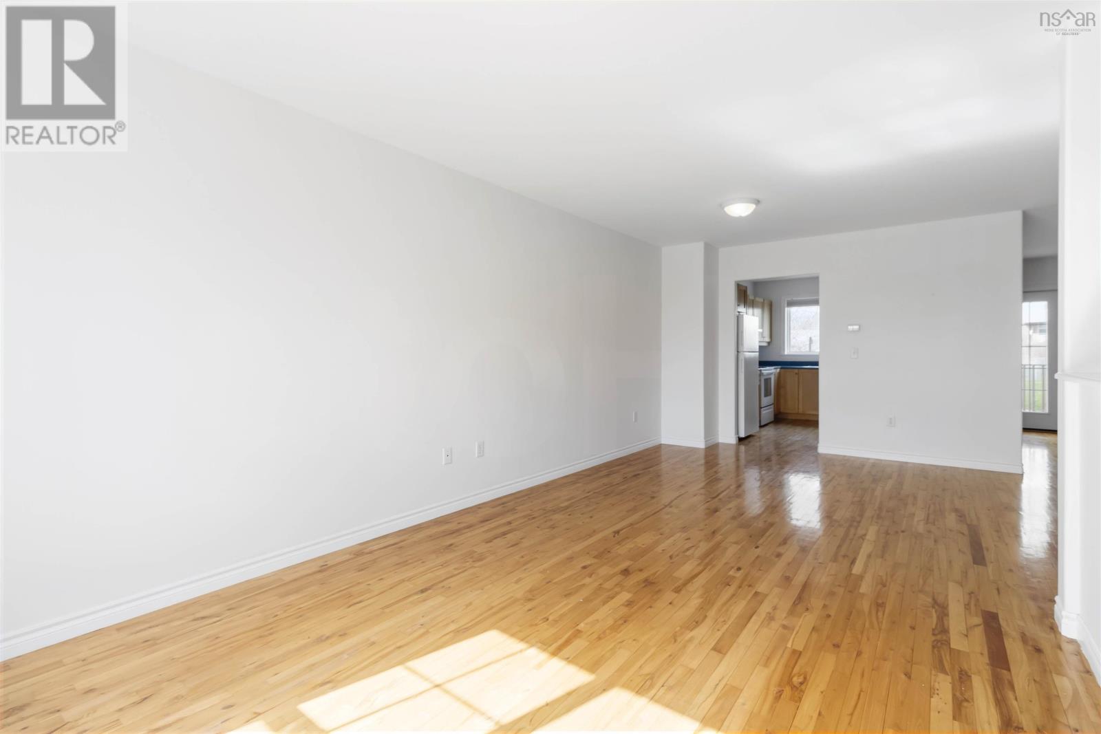Property 24 of 35 of 5820 Gainsborough Place