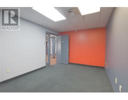 Unit 104 - 187 Kenmount Road thumbnail 18