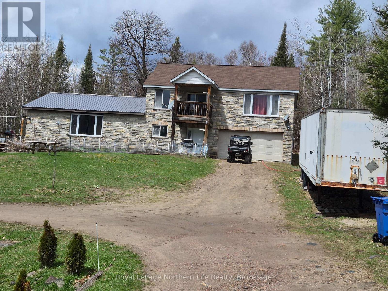 26 ARBUTUS TRAIL - 33