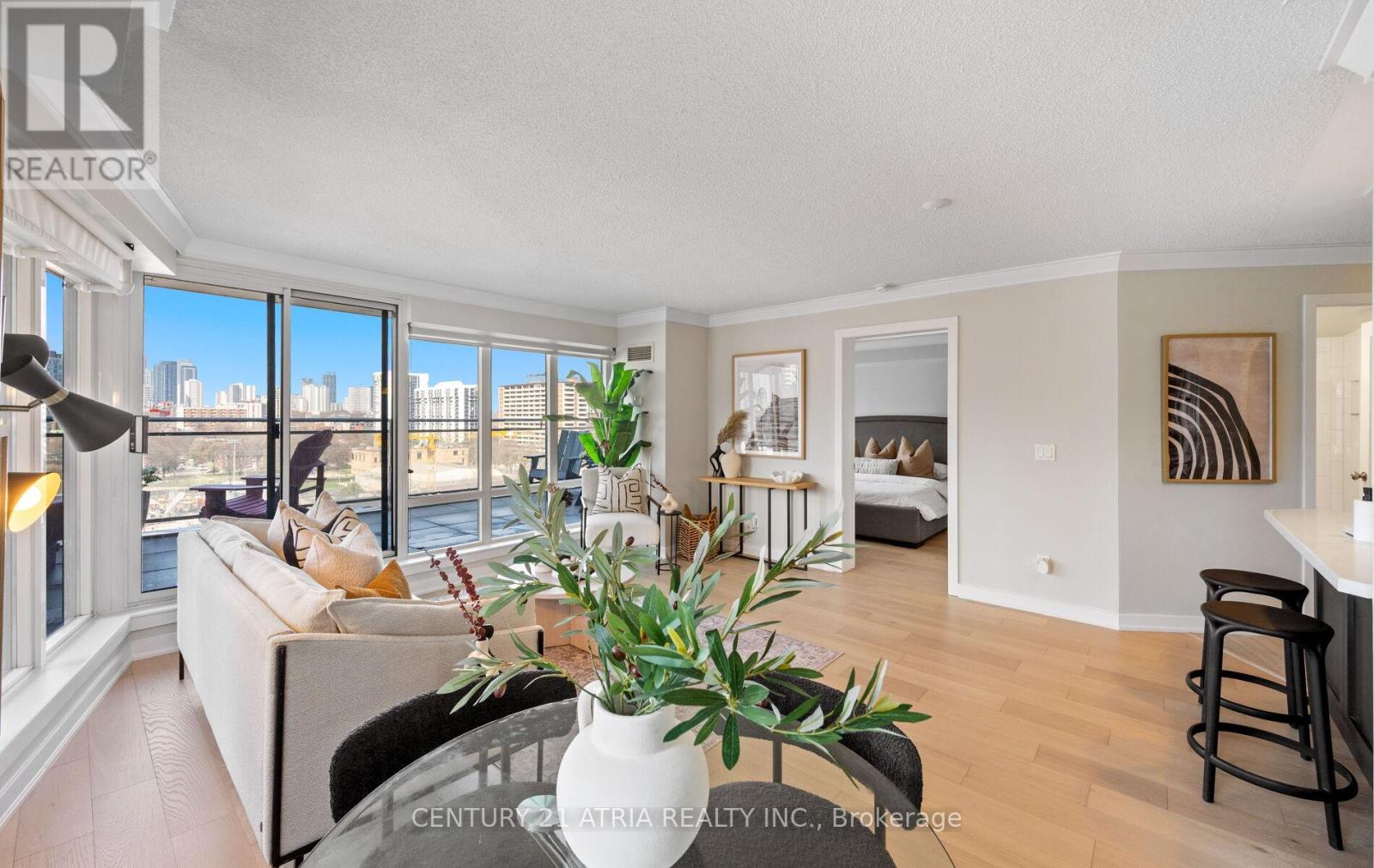 #1005 255 RICHMOND STREET E - 13