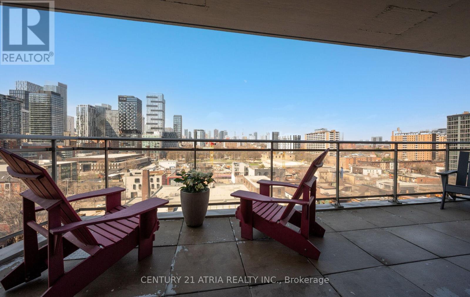 #1005 255 RICHMOND STREET E - 25