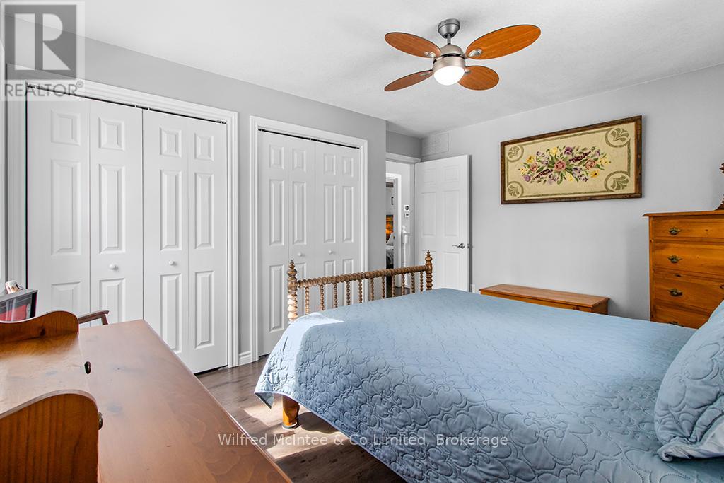 24 SHORE DRIVE - 26