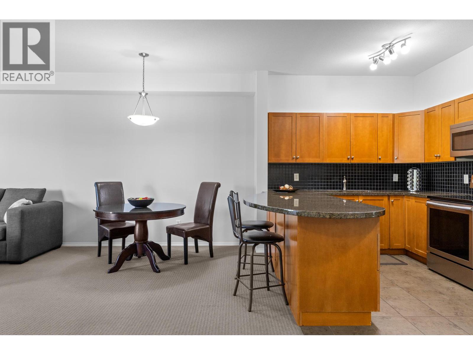 #2514 1873 Country Club Drive - 12