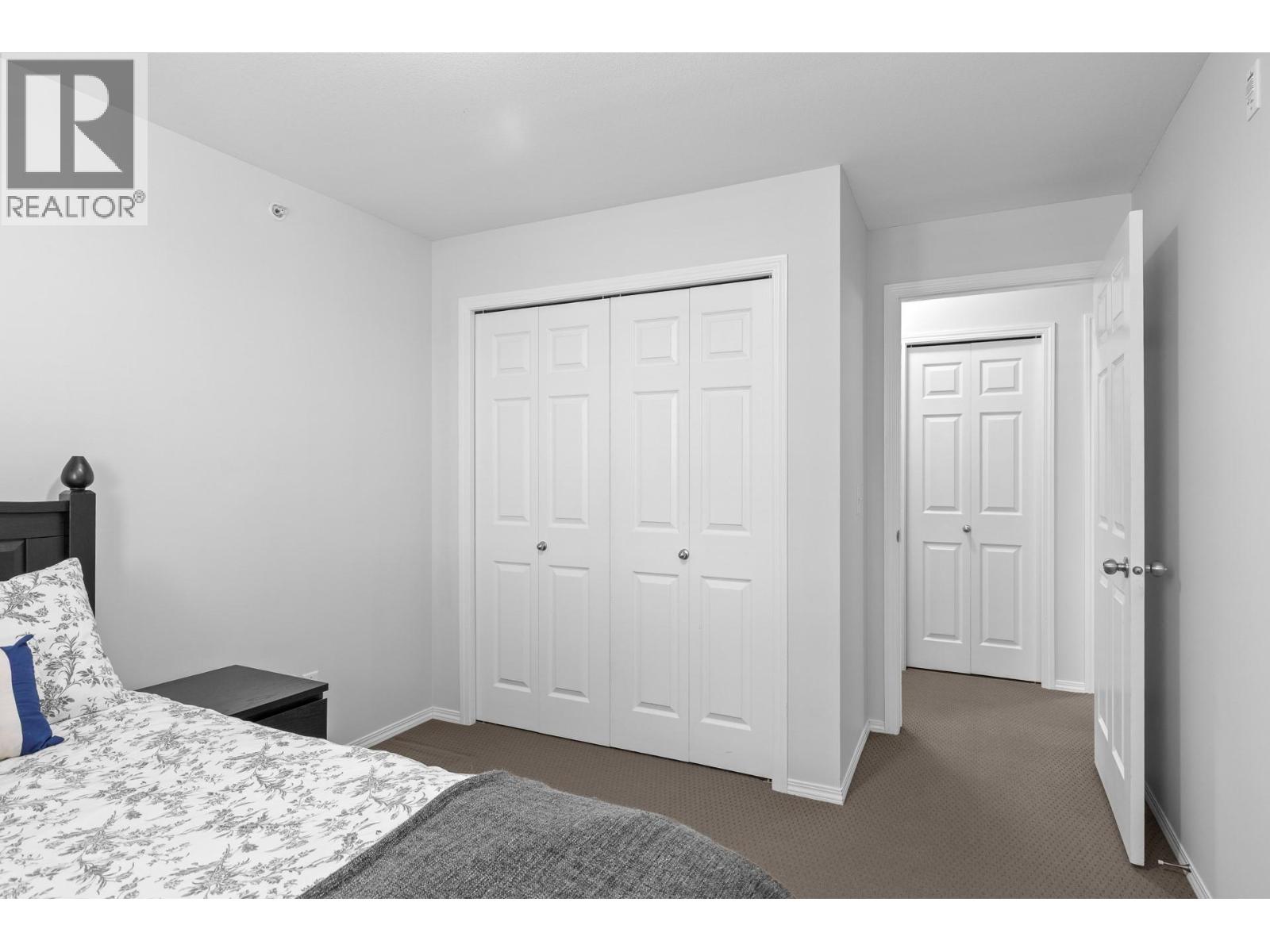 #2514 1873 Country Club Drive - 16