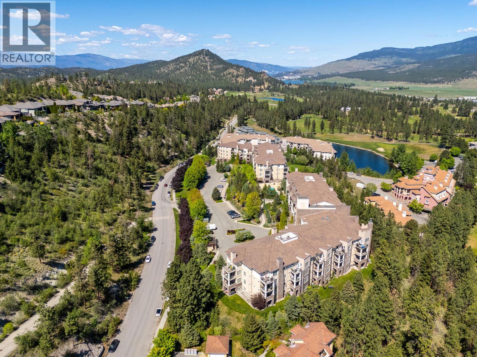#2514 1873 Country Club Drive - 44