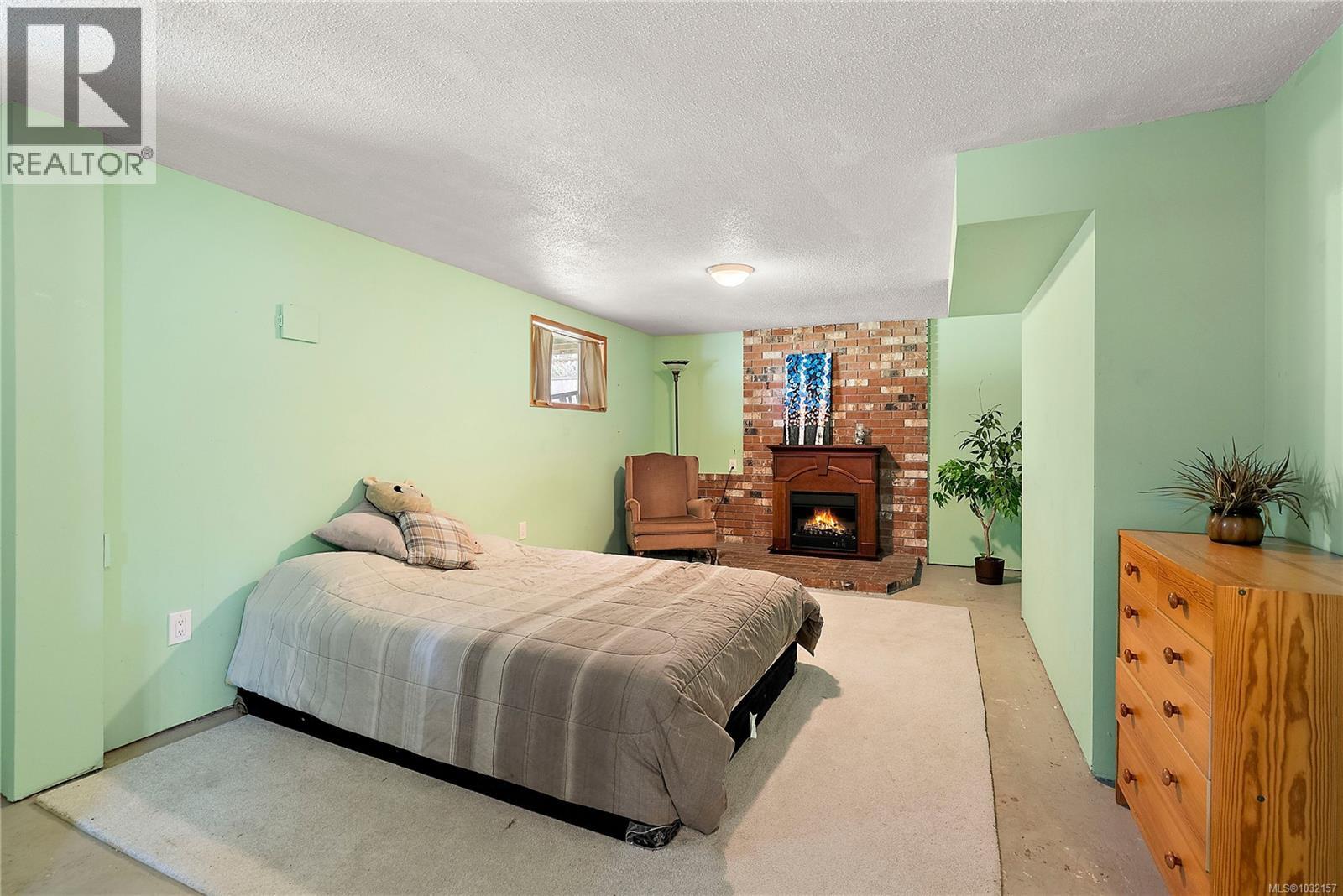 3811 Epsom Dr - 12