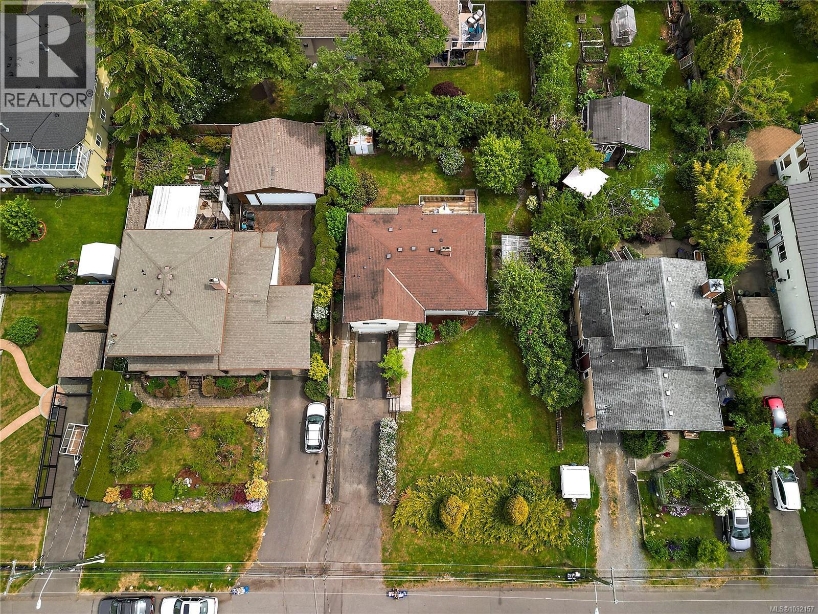 3811 Epsom Dr - 21