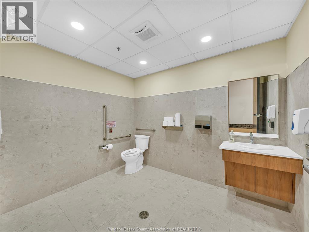 11646 TECUMSEH ROAD Unit# 300, Windsor, Ontario, N8N1L7 — Photo 17
