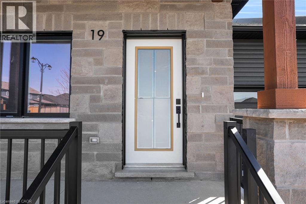 29 WEYMOUTH Street Unit# 21, Elmira, Ontario, N3B0G3 — Photo 2