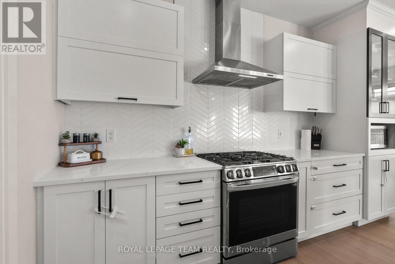 846 SENDERO WAY - 7
