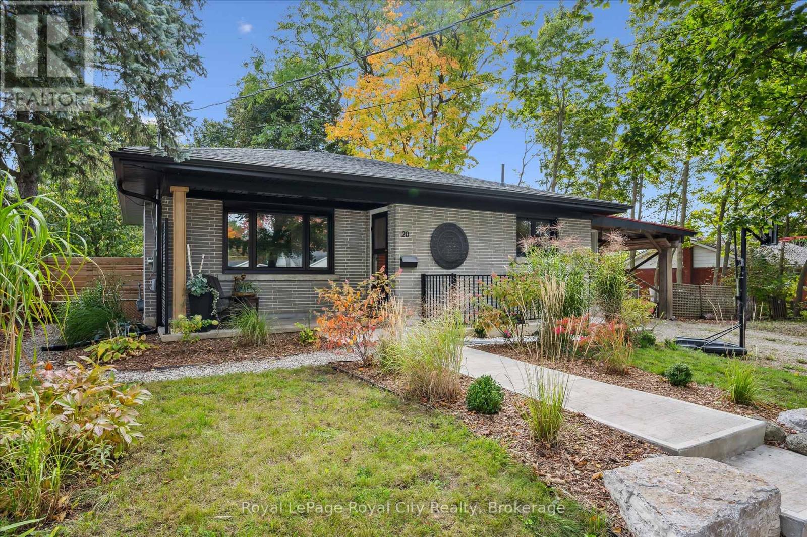 20 HIGHVIEW PLACE - 4