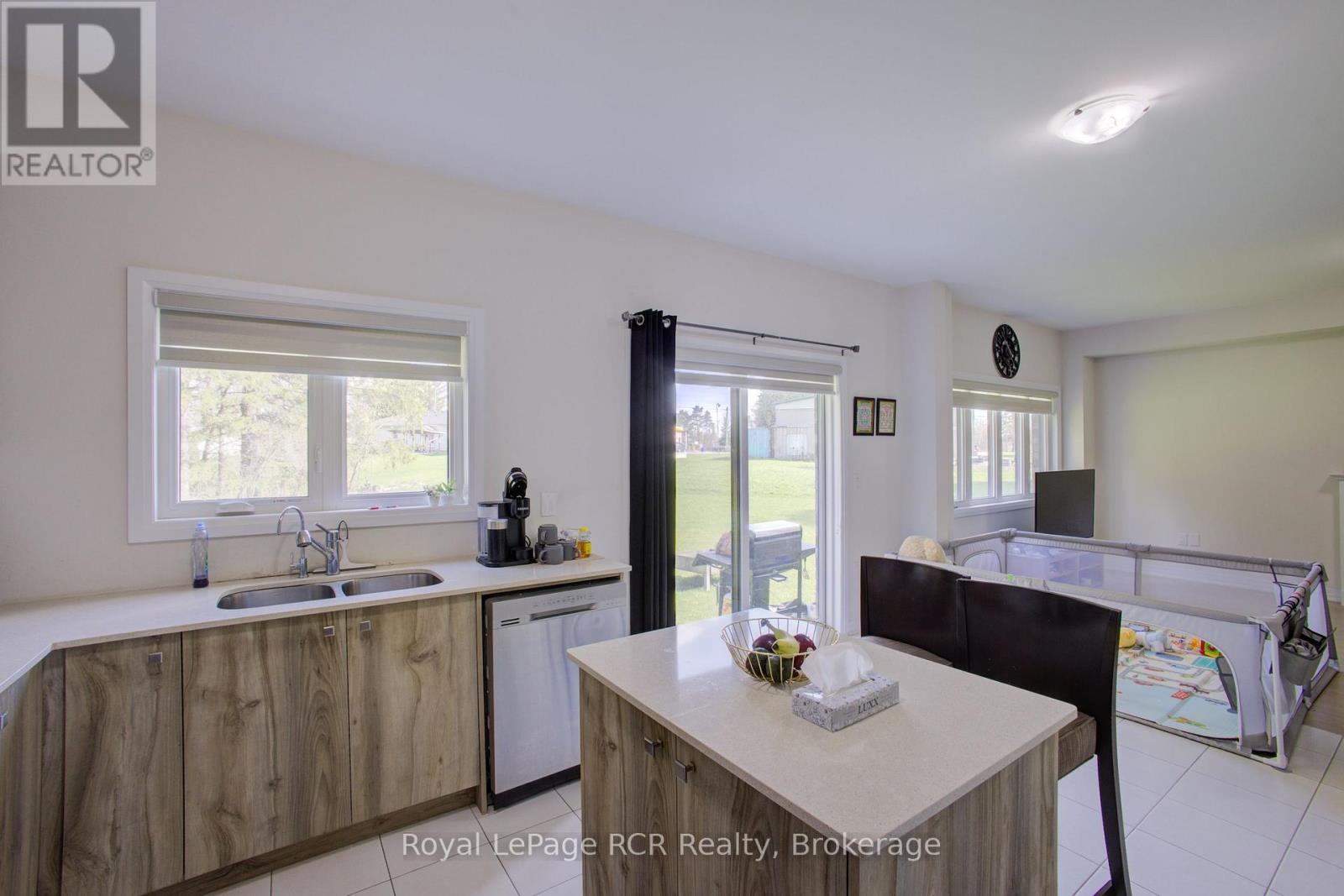 185 DINGMAN STREET - 8