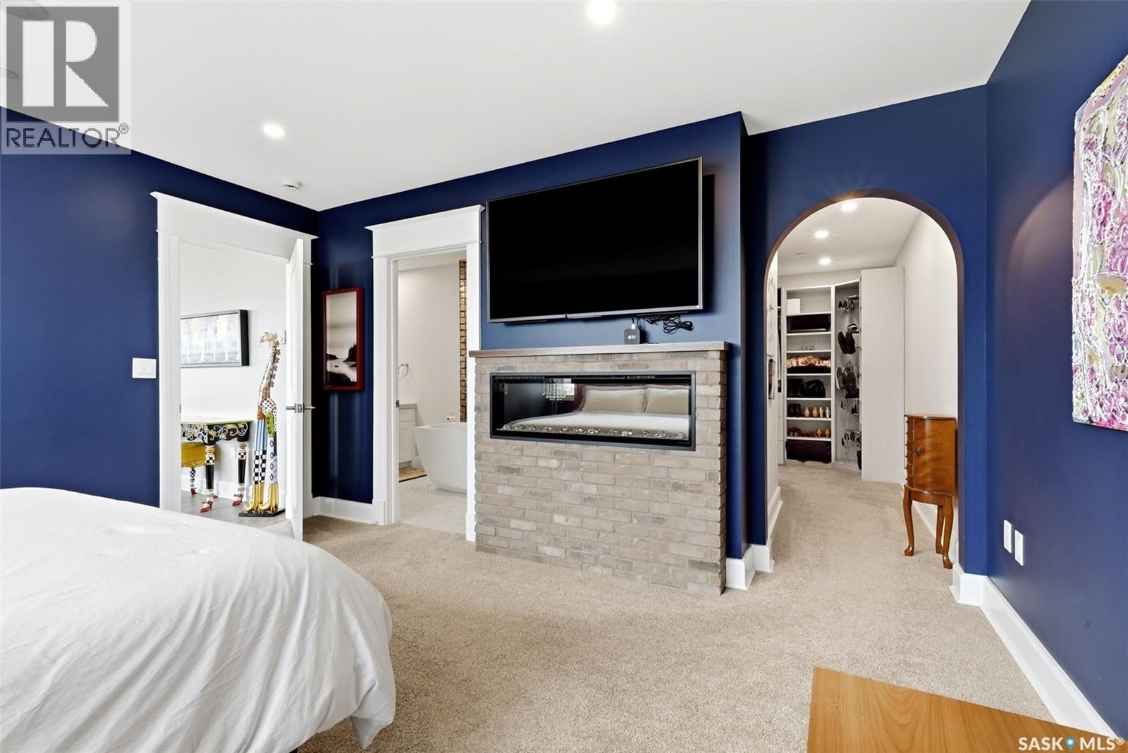 #PH 201 1914 HAMILTON STREET - 23