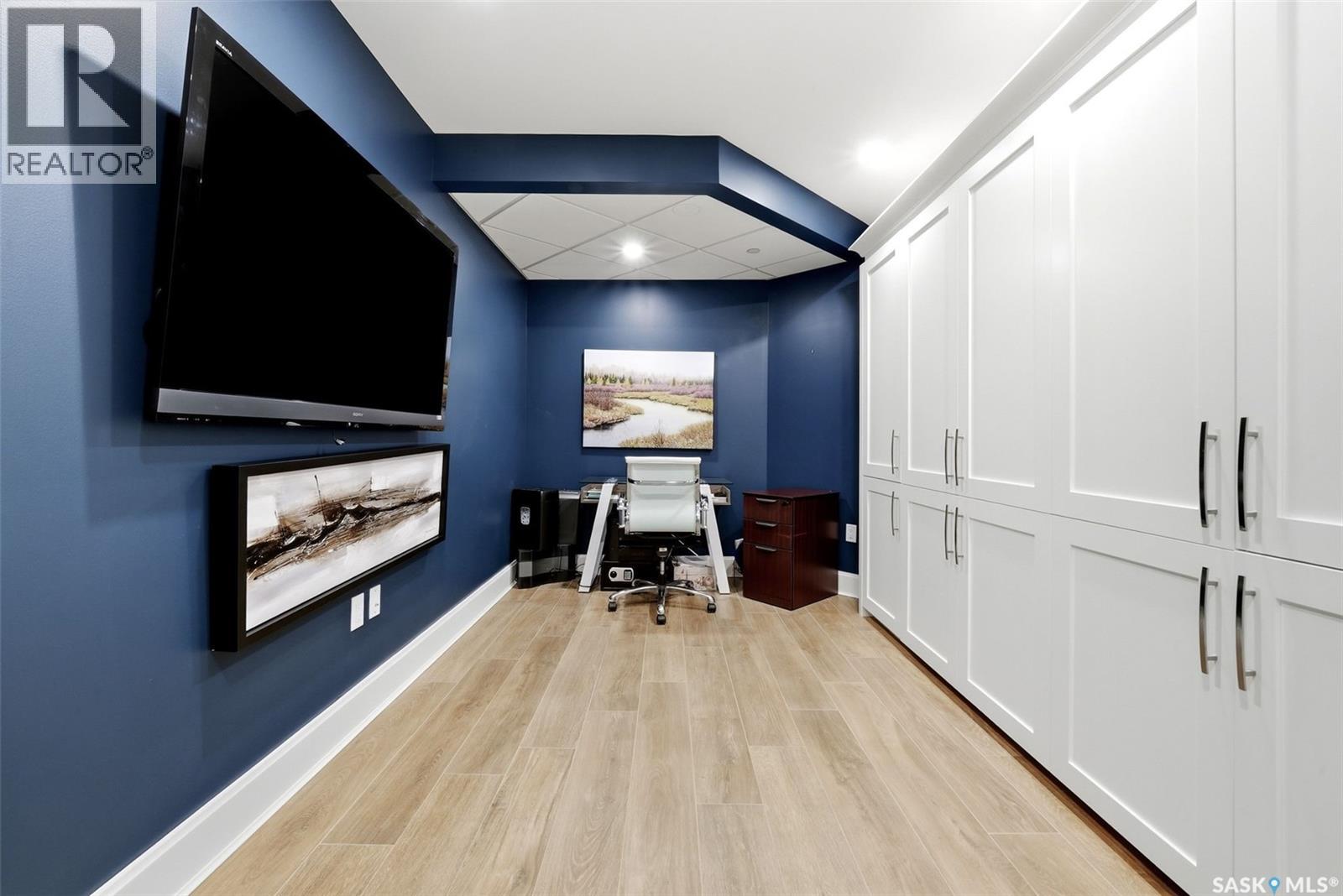 #PH 201 1914 HAMILTON STREET - 29