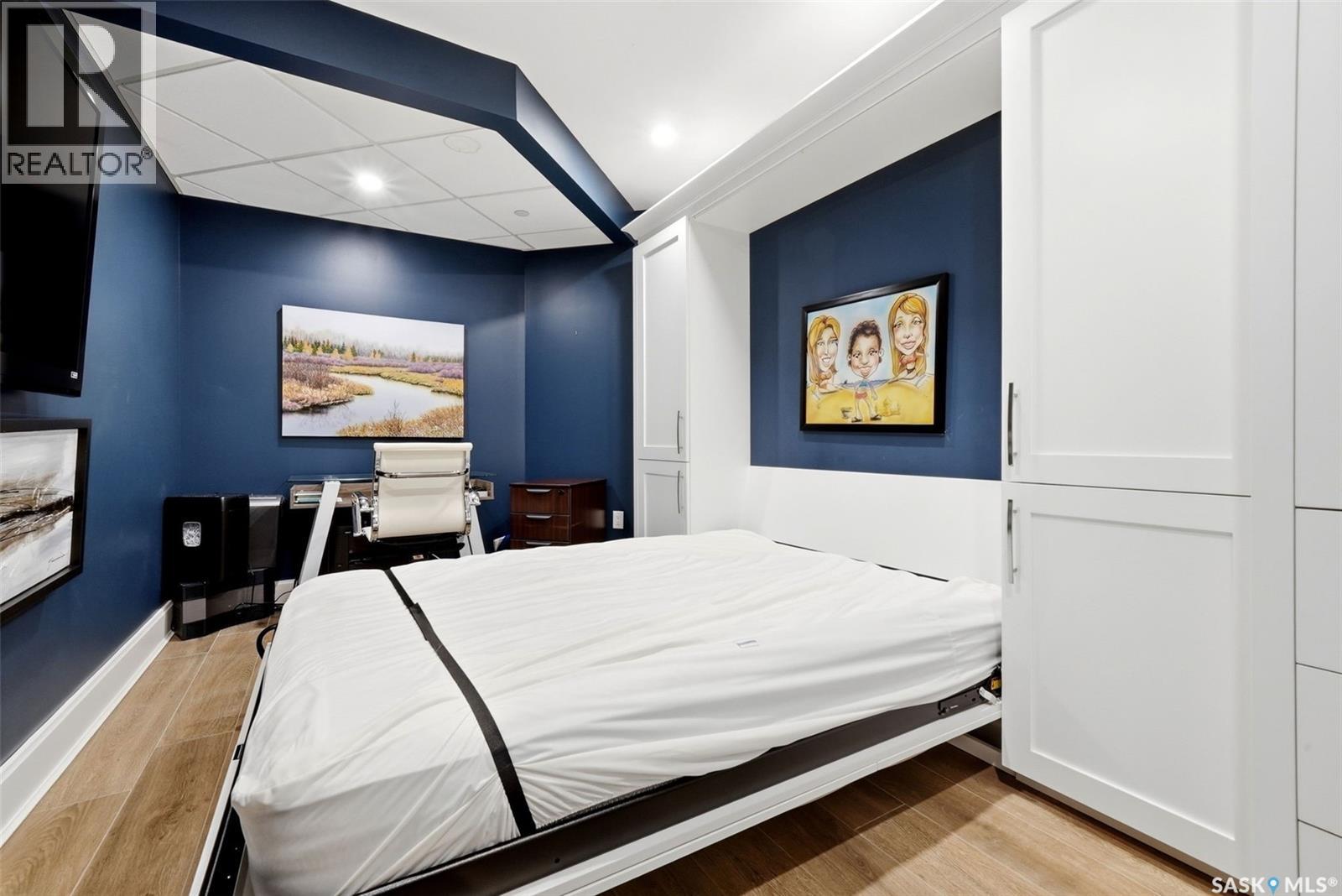 #PH 201 1914 HAMILTON STREET - 30