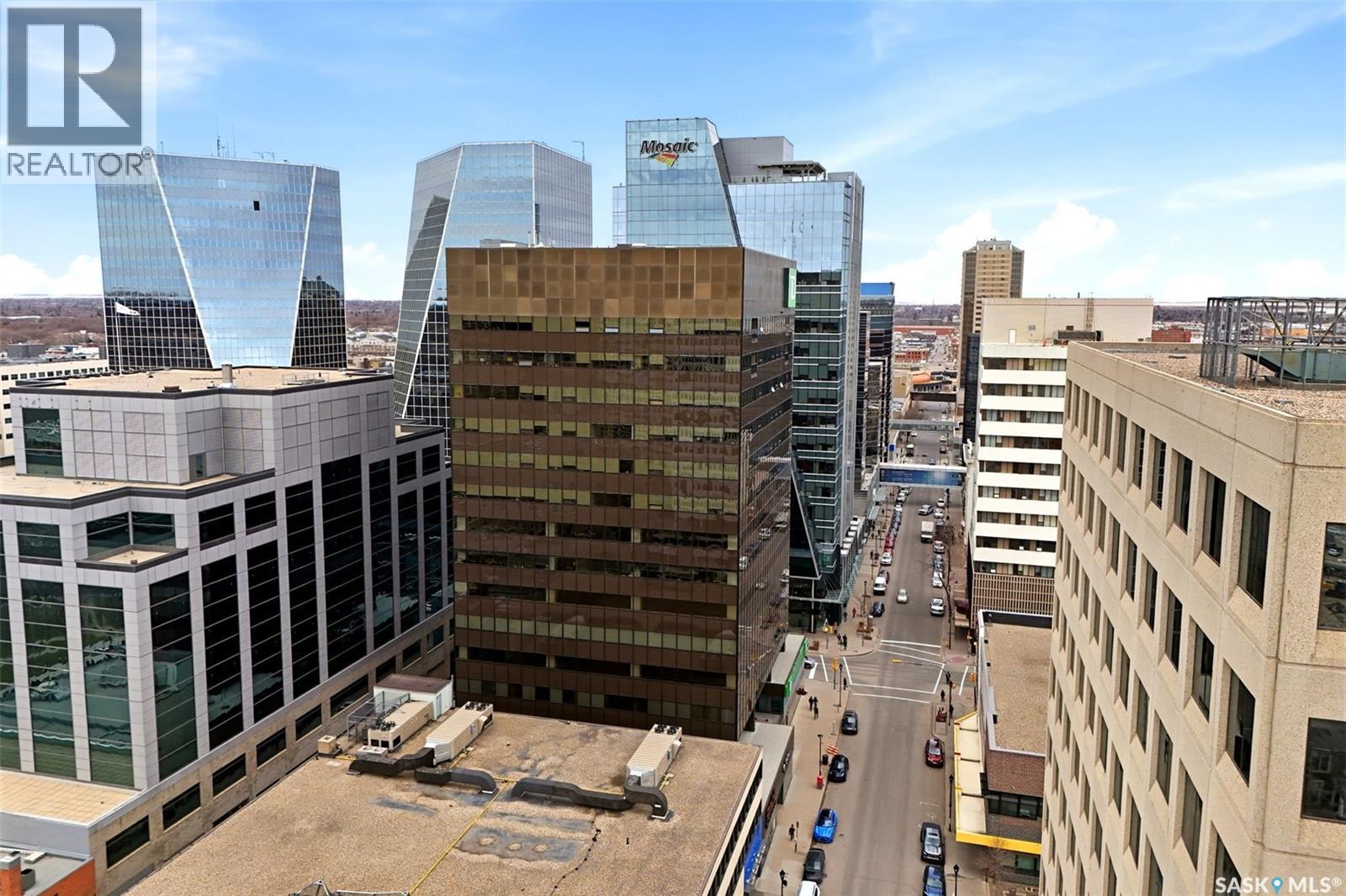 #PH 201 1914 HAMILTON STREET - 47