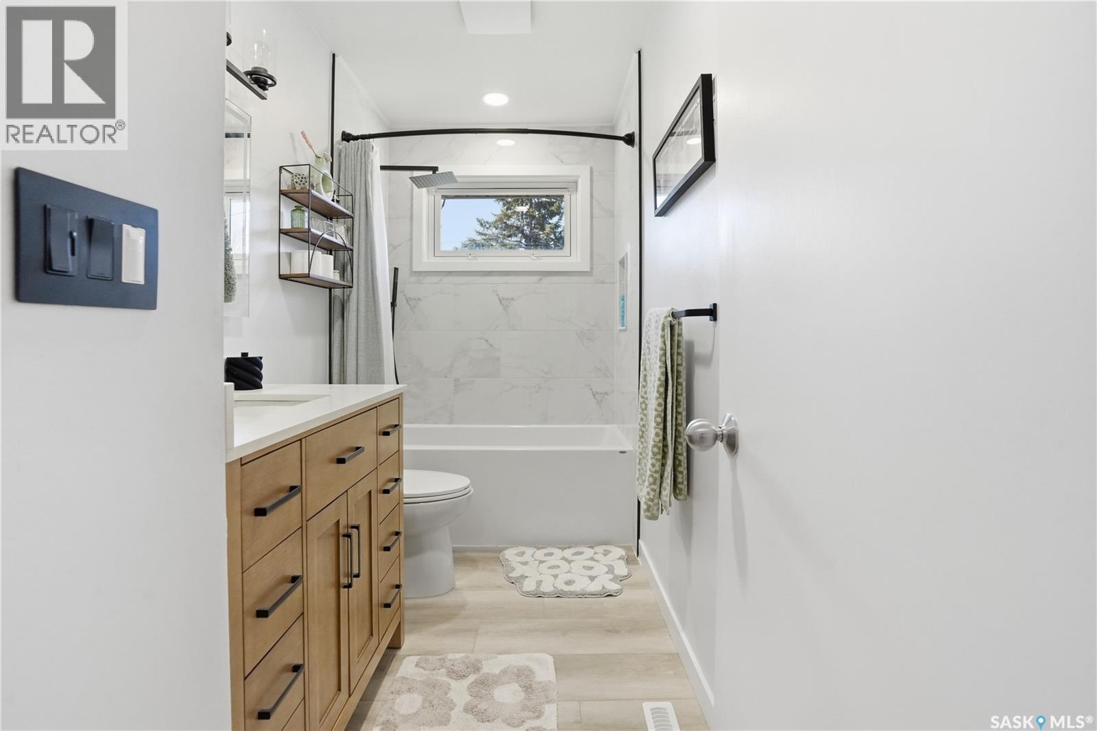 245 Orchard CRESCENT - 15