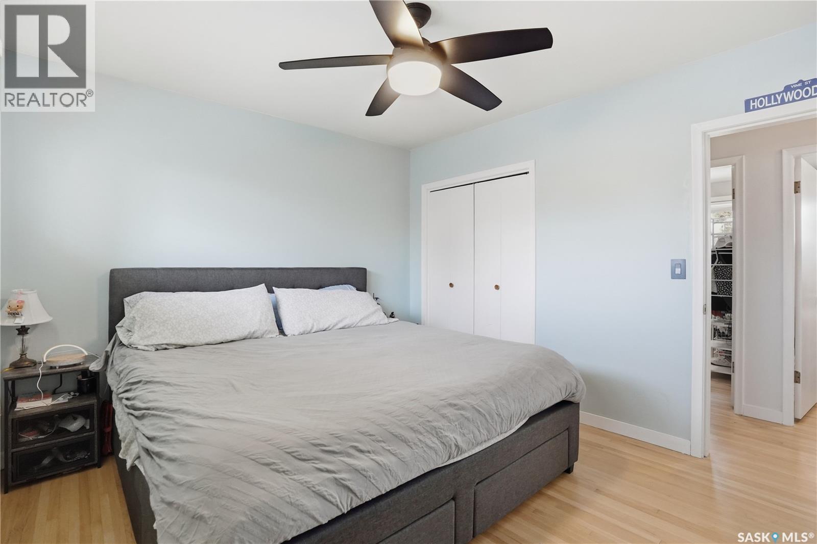 245 Orchard CRESCENT - 18