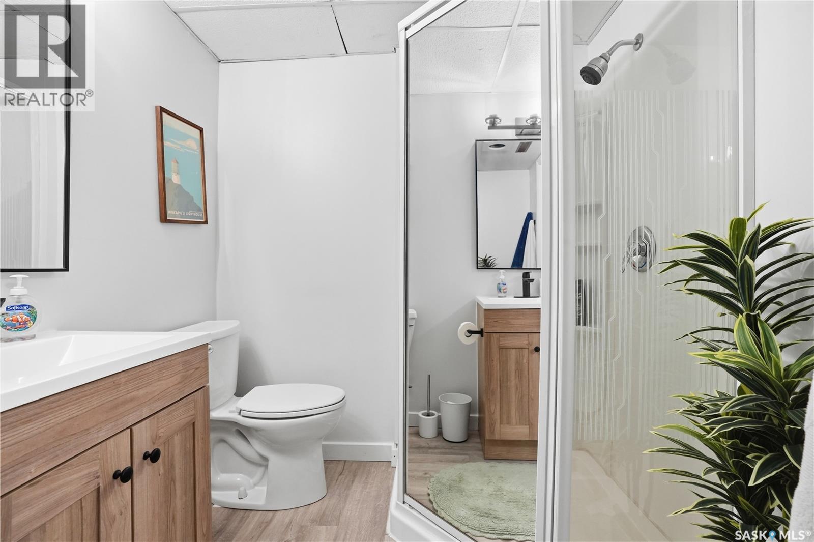 245 Orchard CRESCENT - 29