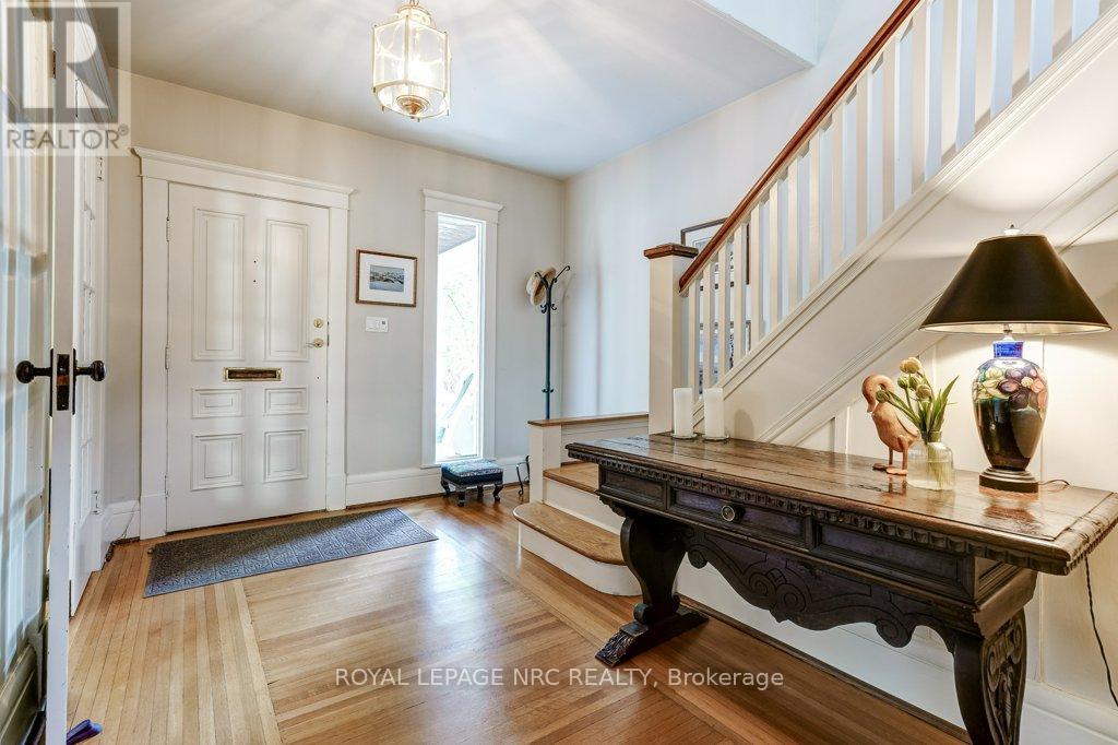103 QUEEN STREET - 4