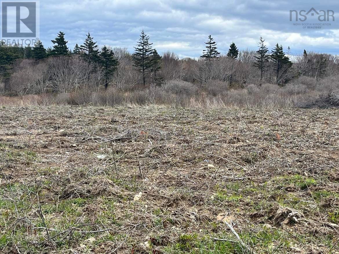 Property 8 of 14 of Lots D1 & D2 1 Highway