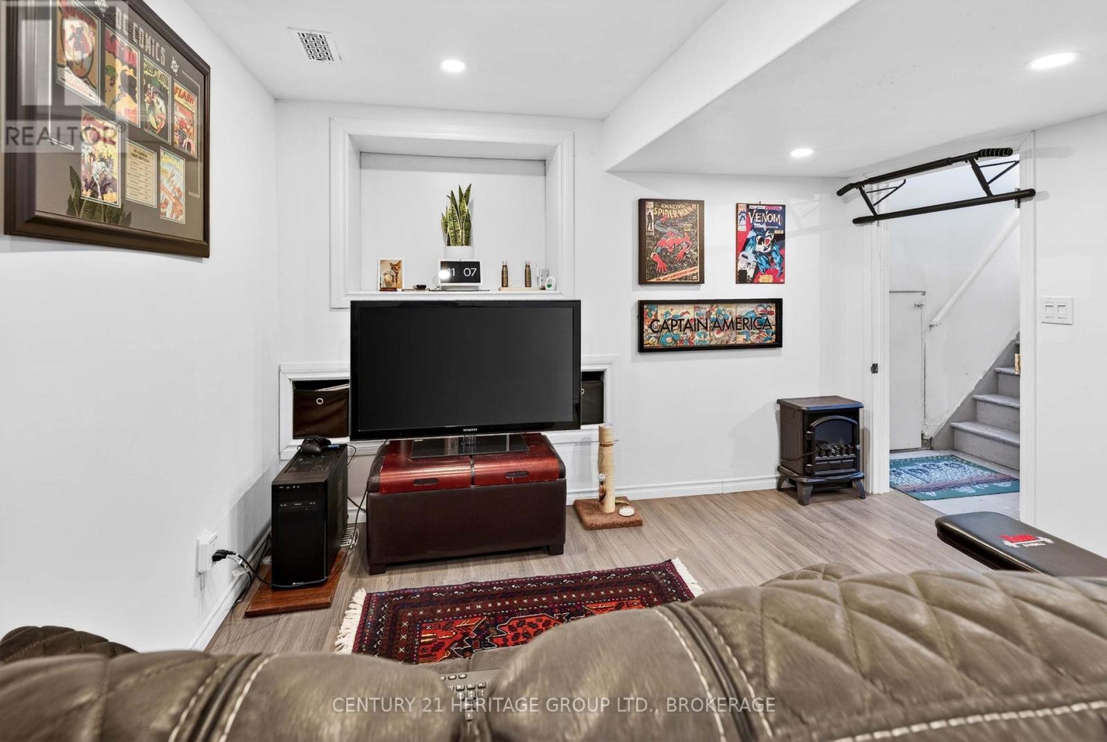 95 VIRGINIA STREET - 23