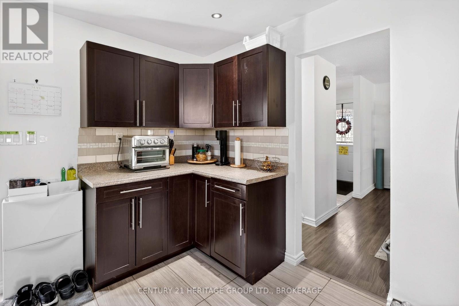 95 VIRGINIA STREET - 27