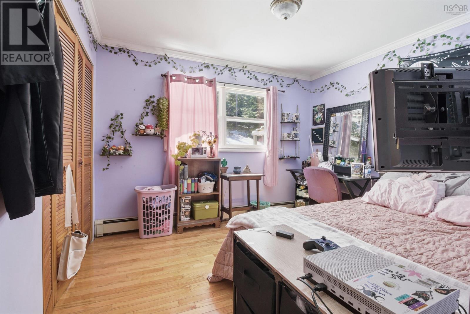 Property 22 of 47 of 42 Meadow Drive