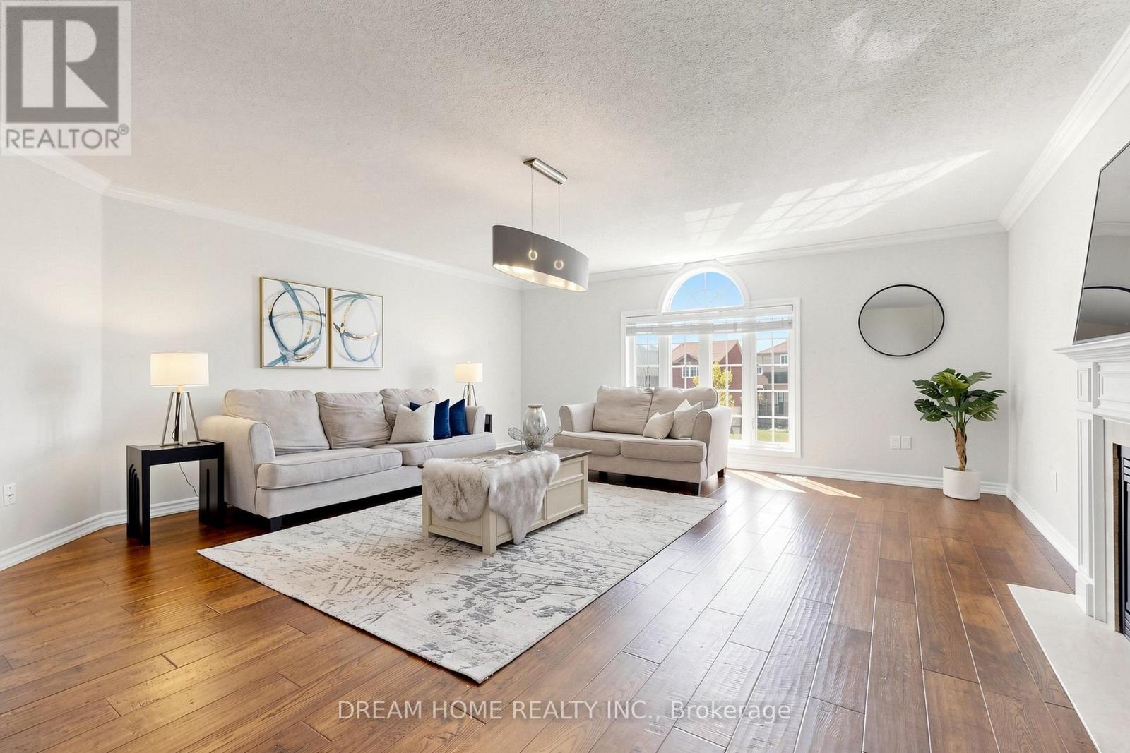 1342 CORM STREET - 16
