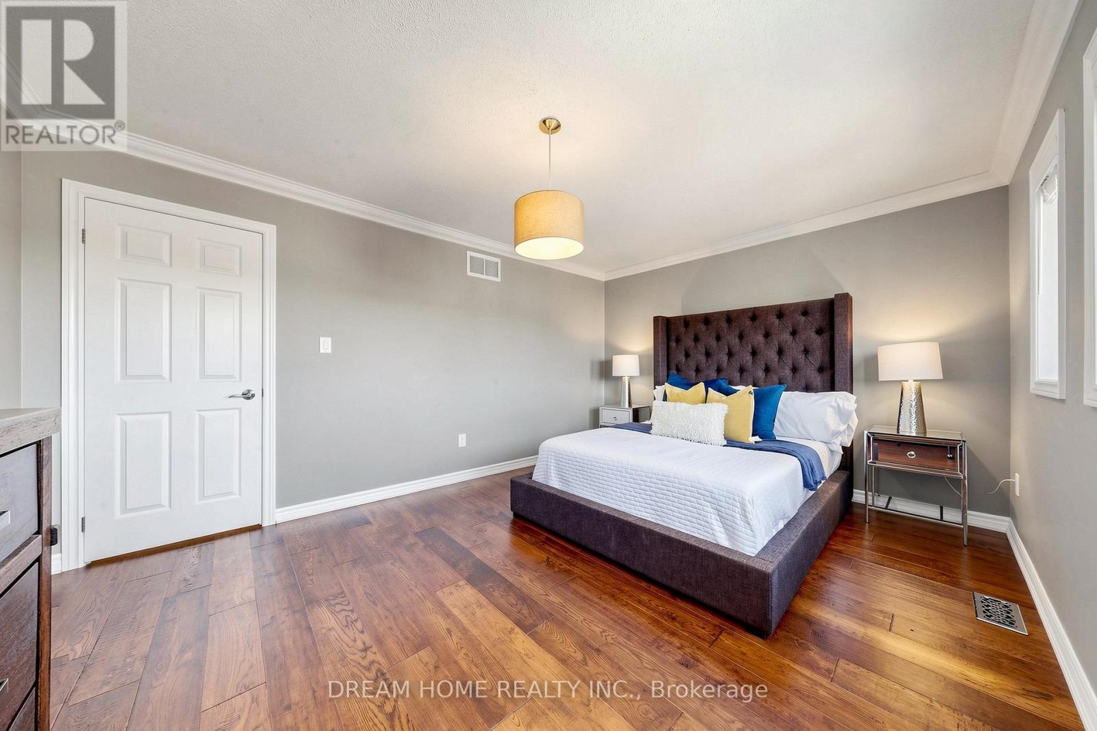 1342 CORM STREET - 21