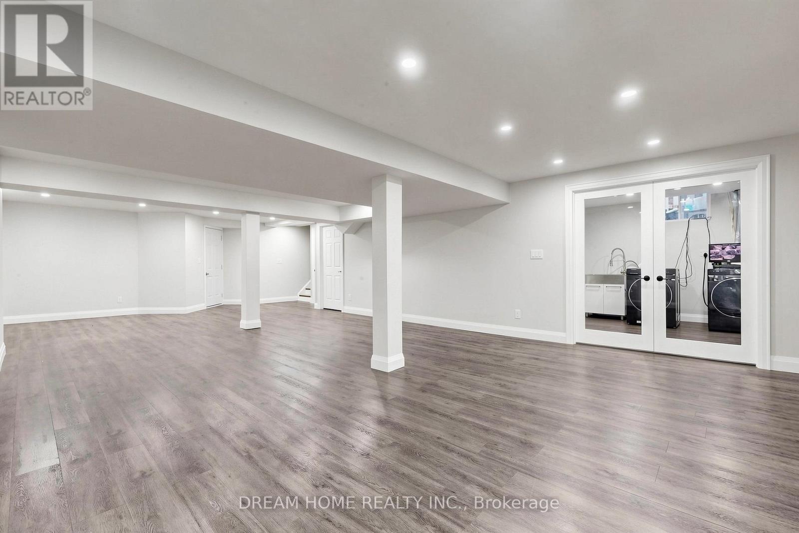 1342 CORM STREET - 35