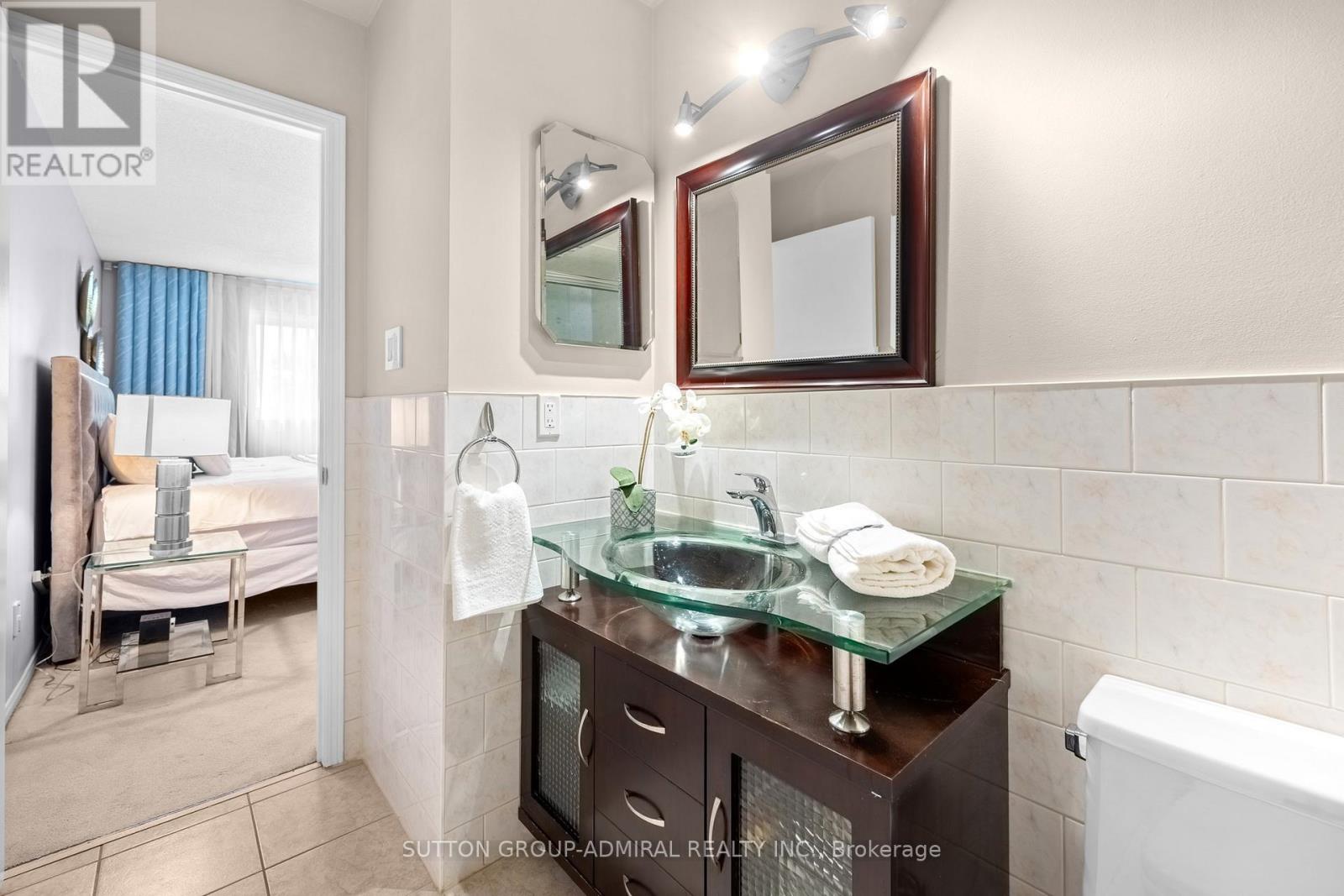 105 CARL TENNEN STREET - 21