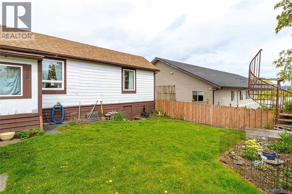 451 Irwin St - 37