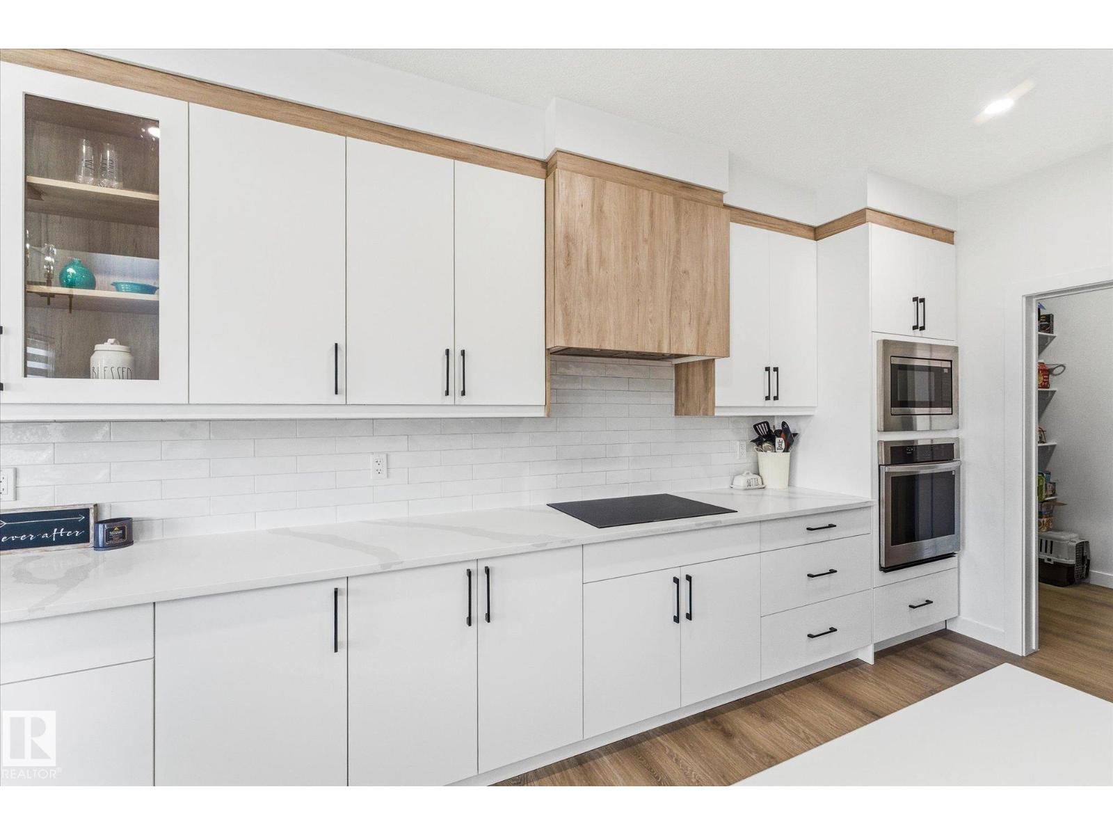 14 ENNS CT, Fort Saskatchewan