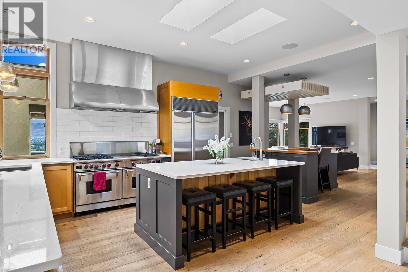  837 Mount Royal Drive, Kelowna