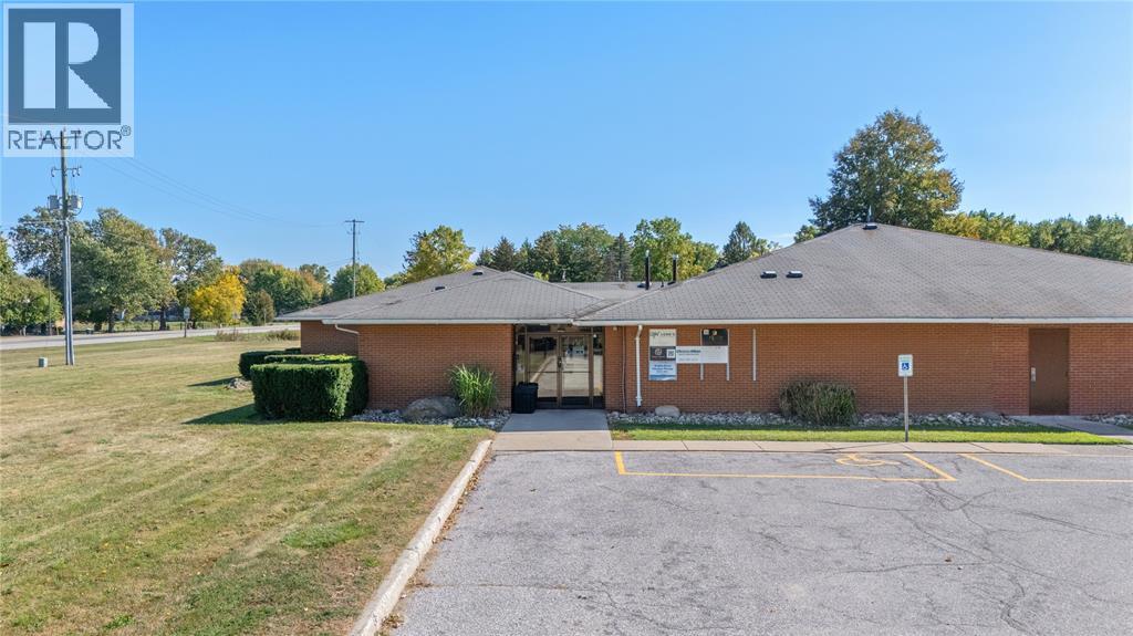 2109 LONDON LINE Unit# 21, Sarnia, Ontario, N7T7H2 — Photo 15