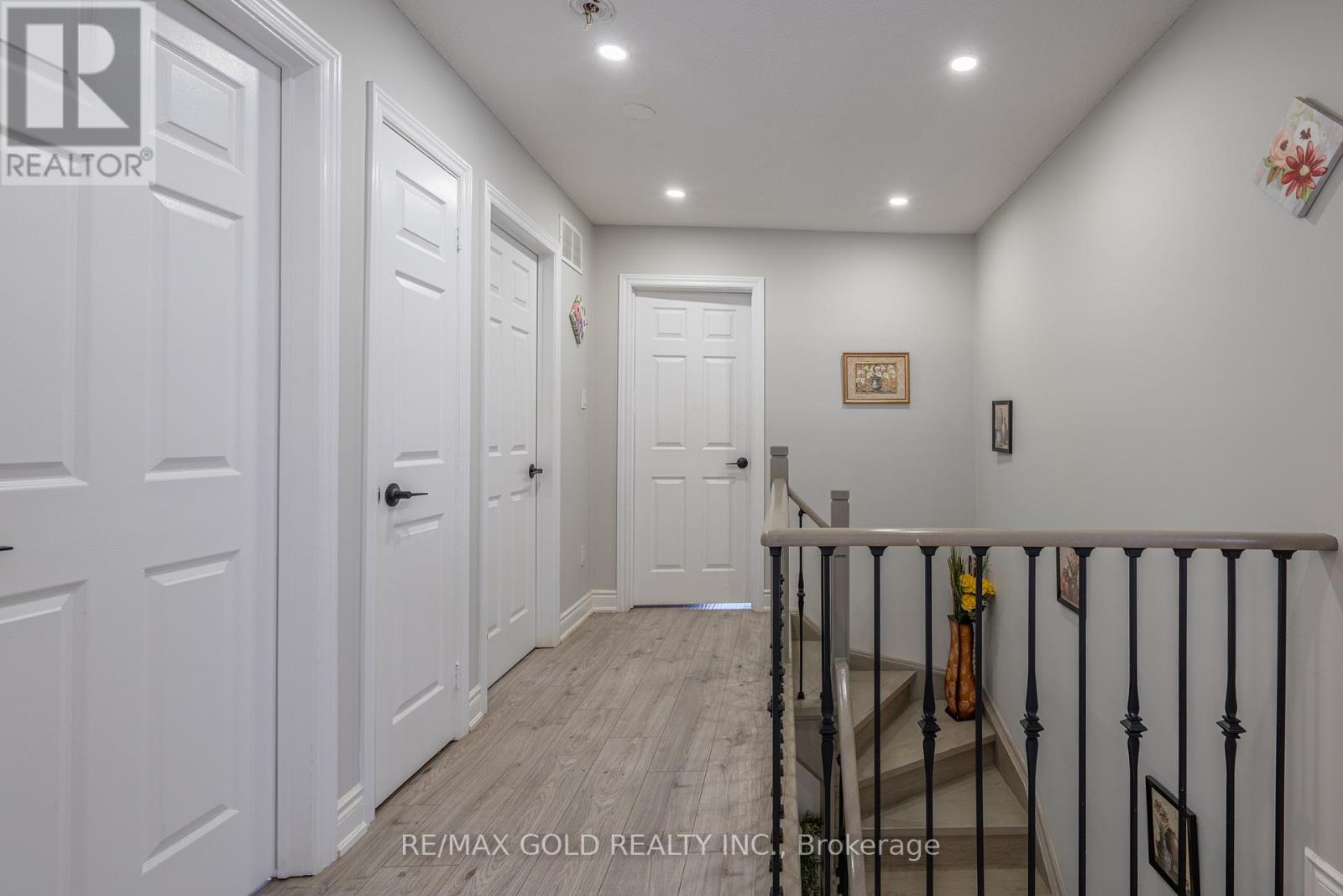 103 LORD SIMCOE DRIVE - 19