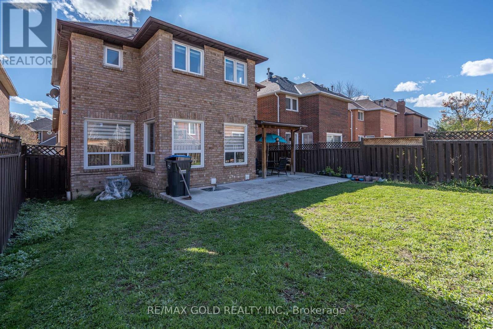 103 LORD SIMCOE DRIVE - 45