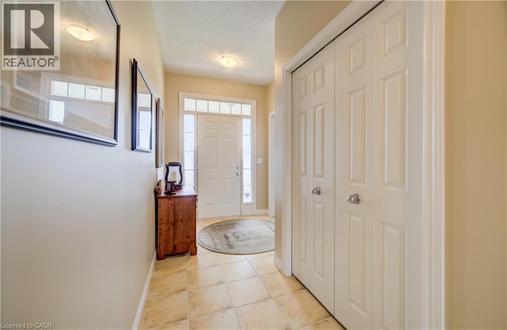 560 SPRINGWATER Drive - 4
