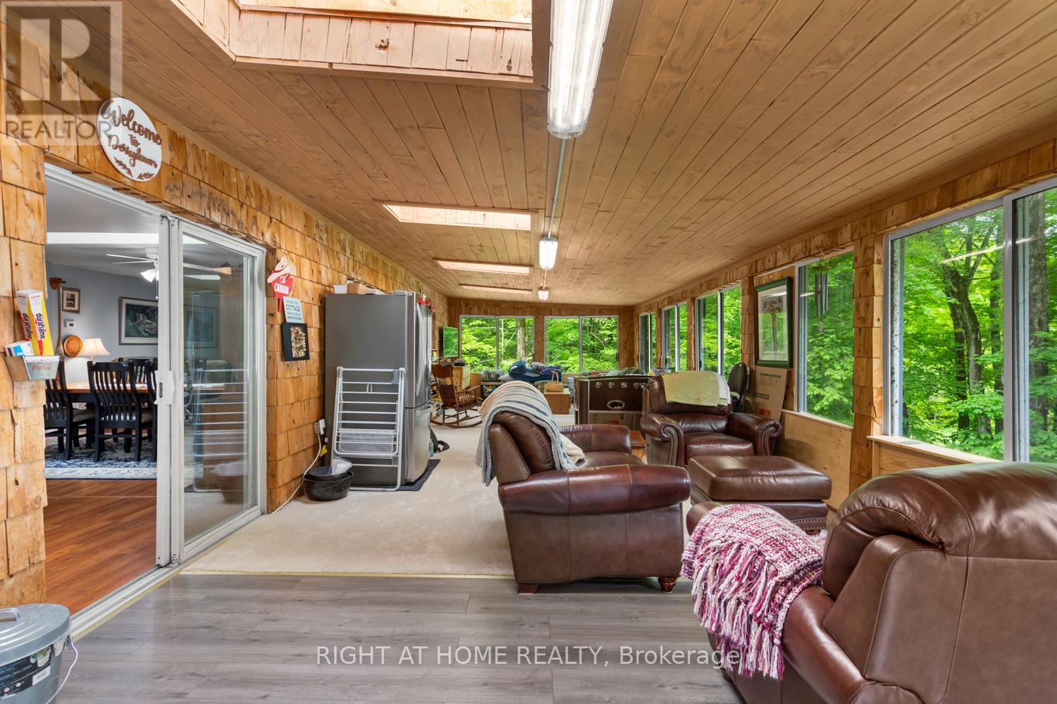 96 SUTER DRIVE - 26
