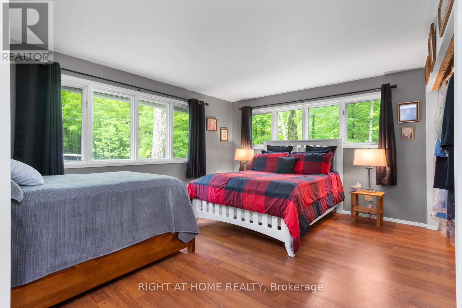 96 SUTER DRIVE - 32