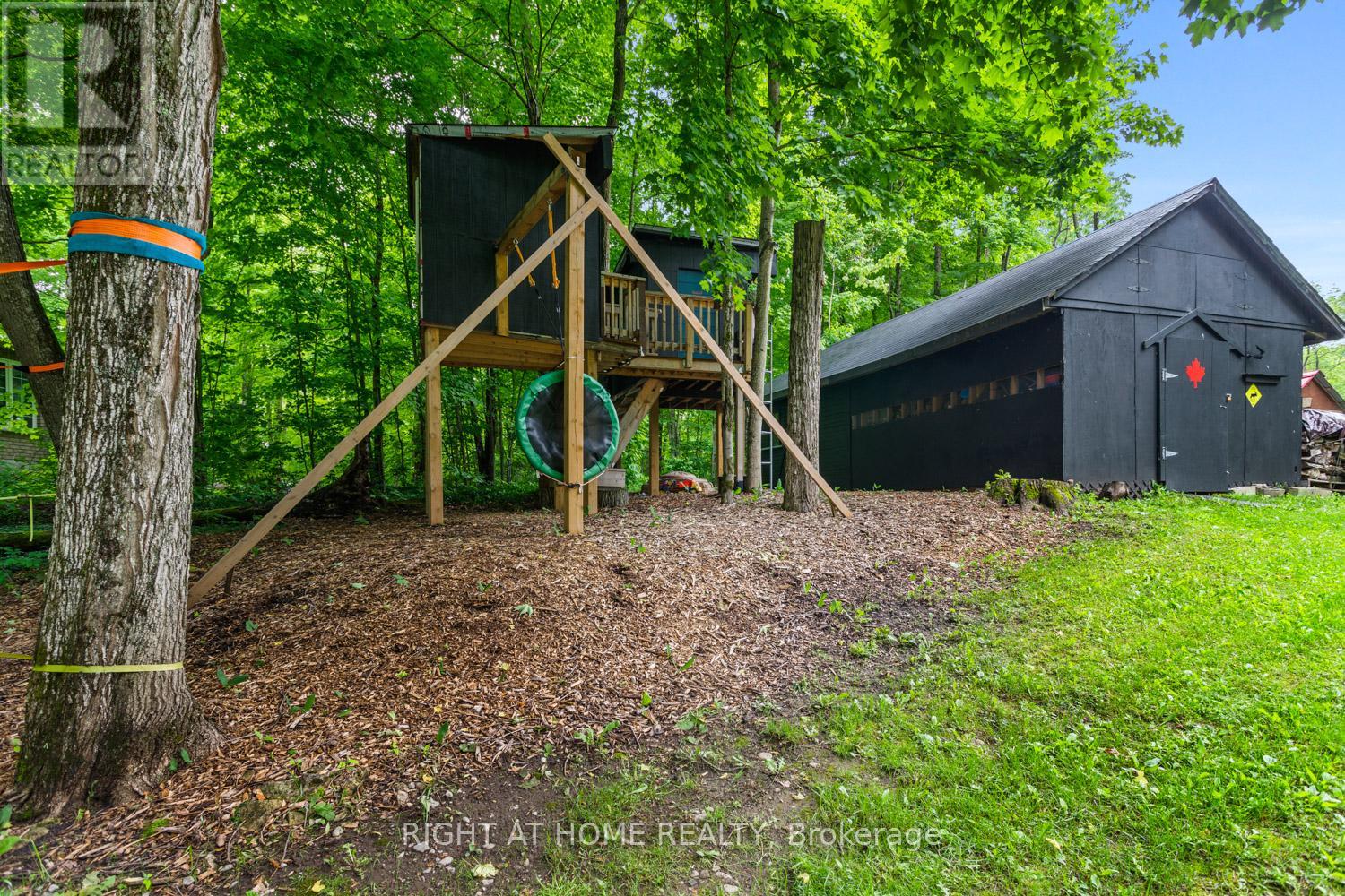 96 SUTER DRIVE - 39