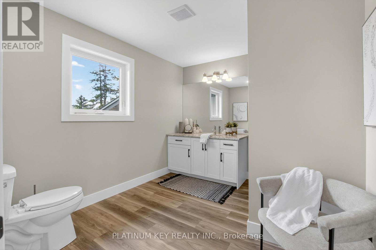 293 MAIN STREET - 21