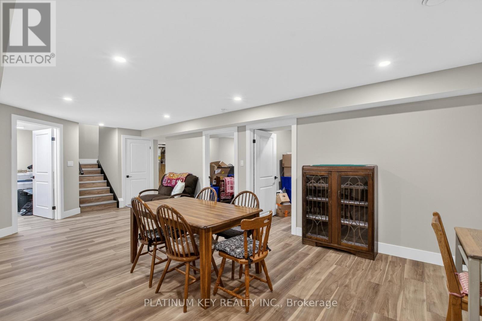 293 MAIN STREET - 25